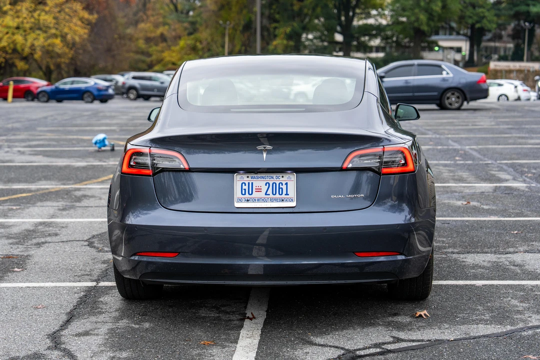 2022 Tesla Model 3 - Image 10 of 31