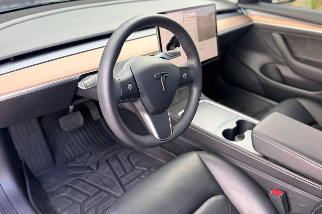 2022 Tesla Model 3 - Image 22 of 31