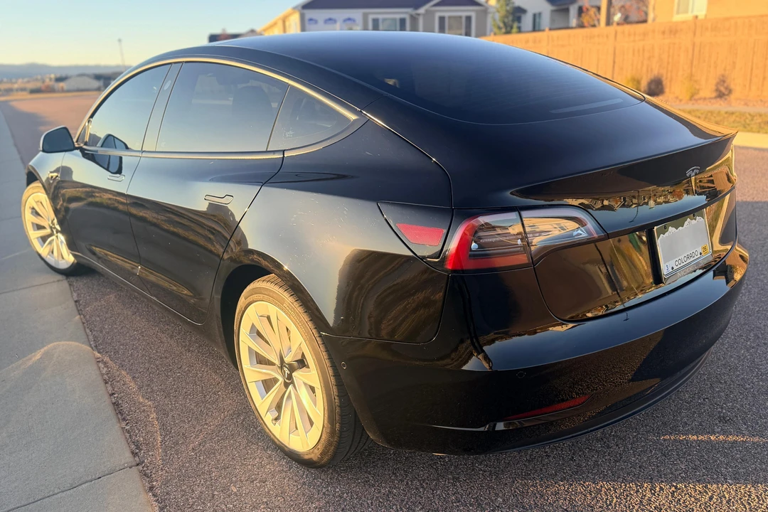 2022 Tesla Model 3 - Image 4 of 31
