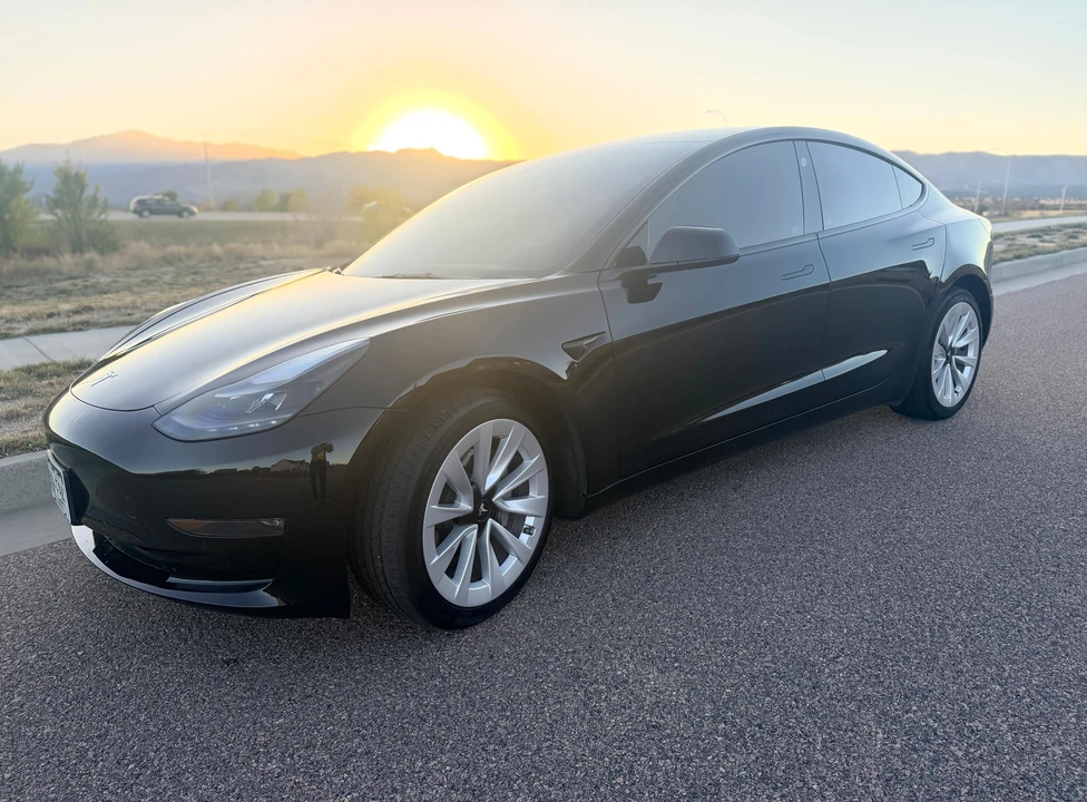 2022 Tesla Model 3 - Image 6 of 31