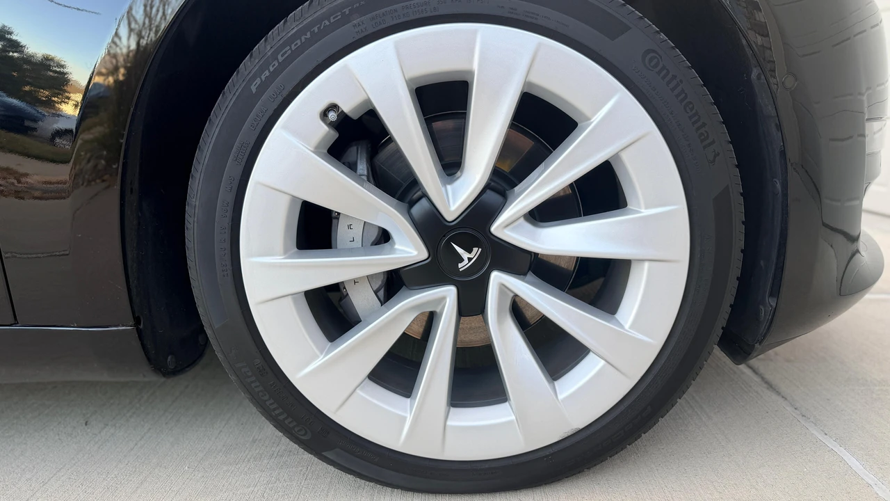 2022 Tesla Model 3 - Image 21 of 31