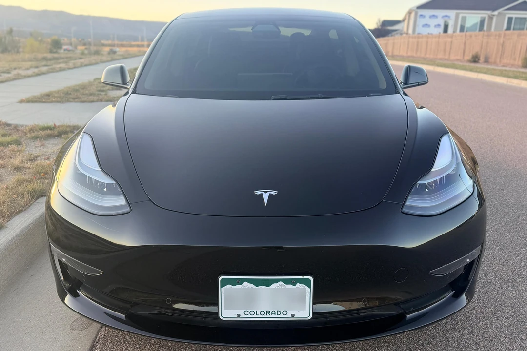 2022 Tesla Model 3 - Image 2 of 31