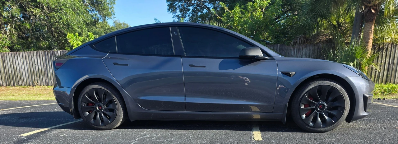 2022 Tesla Model 3 - Image 19 of 31
