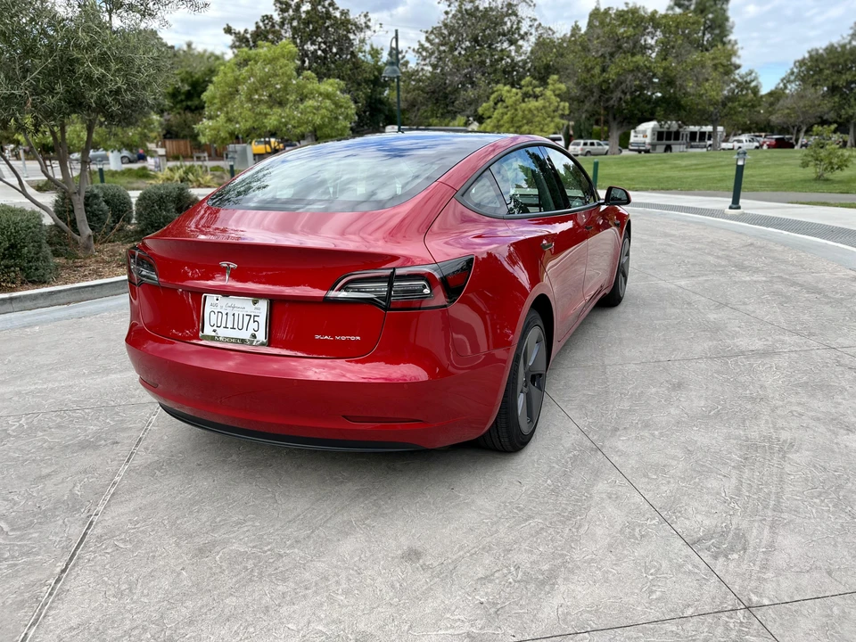 2022 Tesla Model 3 - Image 18 of 31