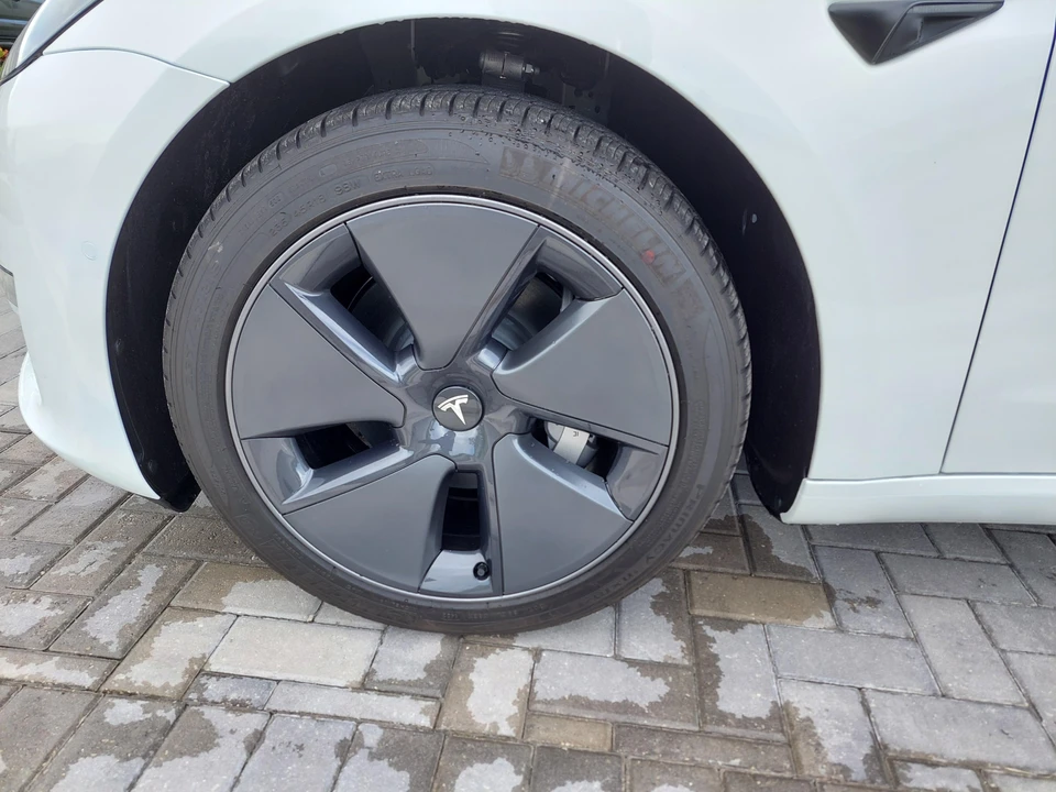 2022 Tesla Model 3 - Image 22 of 31