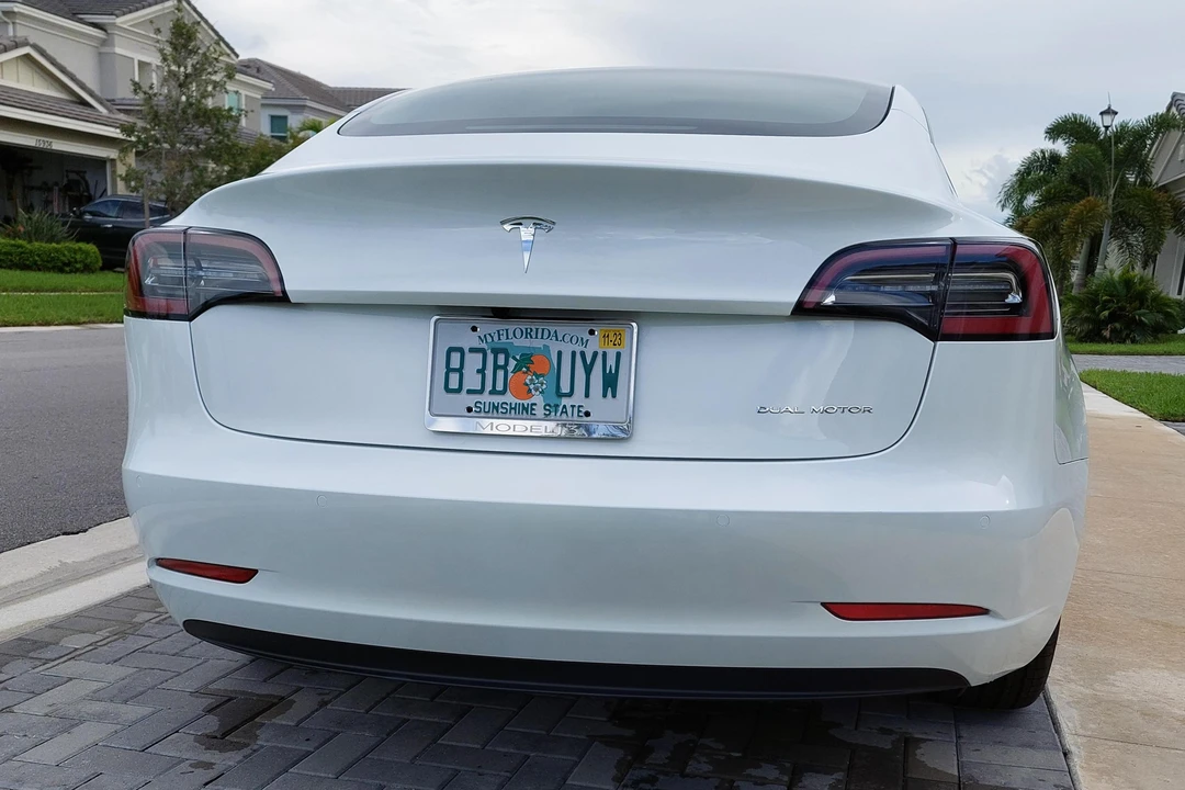 2022 Tesla Model 3 - Image 5 of 31
