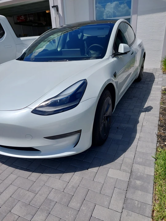 2022 Tesla Model 3 - Image 17 of 31