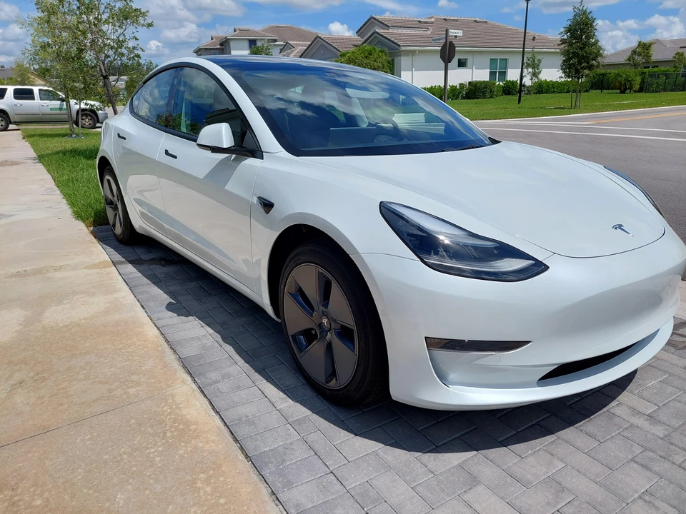 2022 Tesla Model 3 - Image 13 of 31