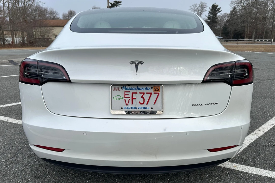 2022 Tesla Model 3 - Image 5 of 31