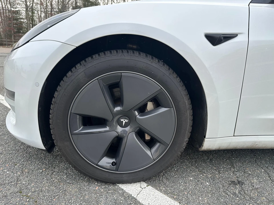 2022 Tesla Model 3 - Image 22 of 31