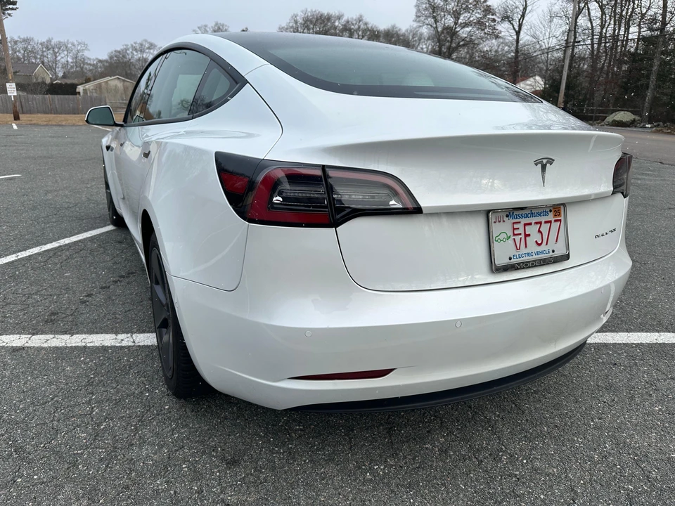2022 Tesla Model 3 - Image 12 of 31