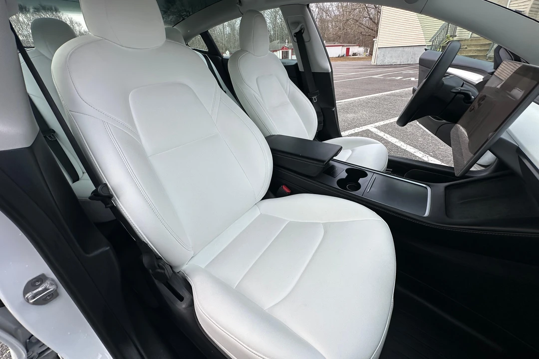 2022 Tesla Model 3 - Image 27 of 31