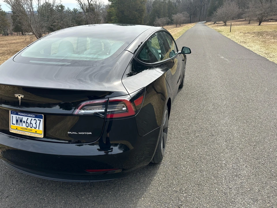 2022 Tesla Model 3 - Image 29 of 31