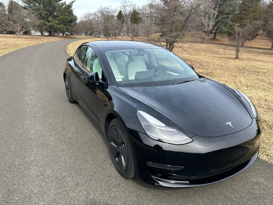 2022 Tesla Model 3 - Image 13 of 31