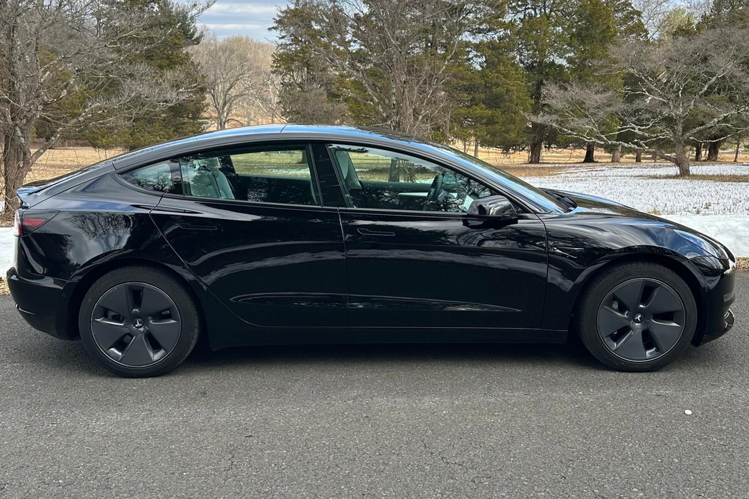 2022 Tesla Model 3 - Image 16 of 31