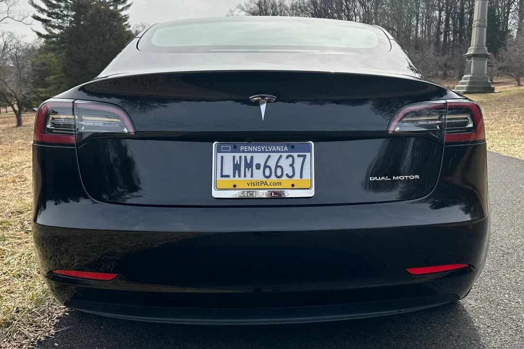 2022 Tesla Model 3 - Image 5 of 31