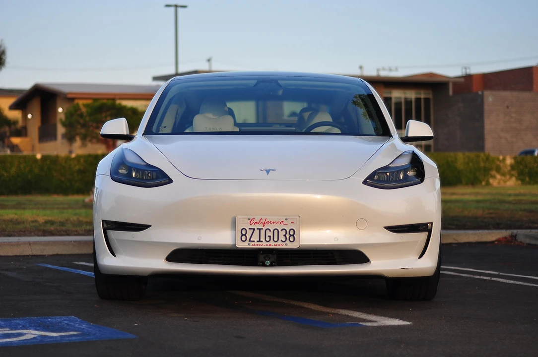 2022 Tesla Model 3 - Image 6 of 24