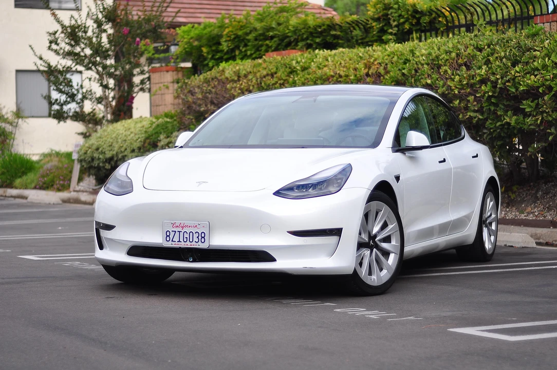 2022 Tesla Model 3 - Image 7 of 24