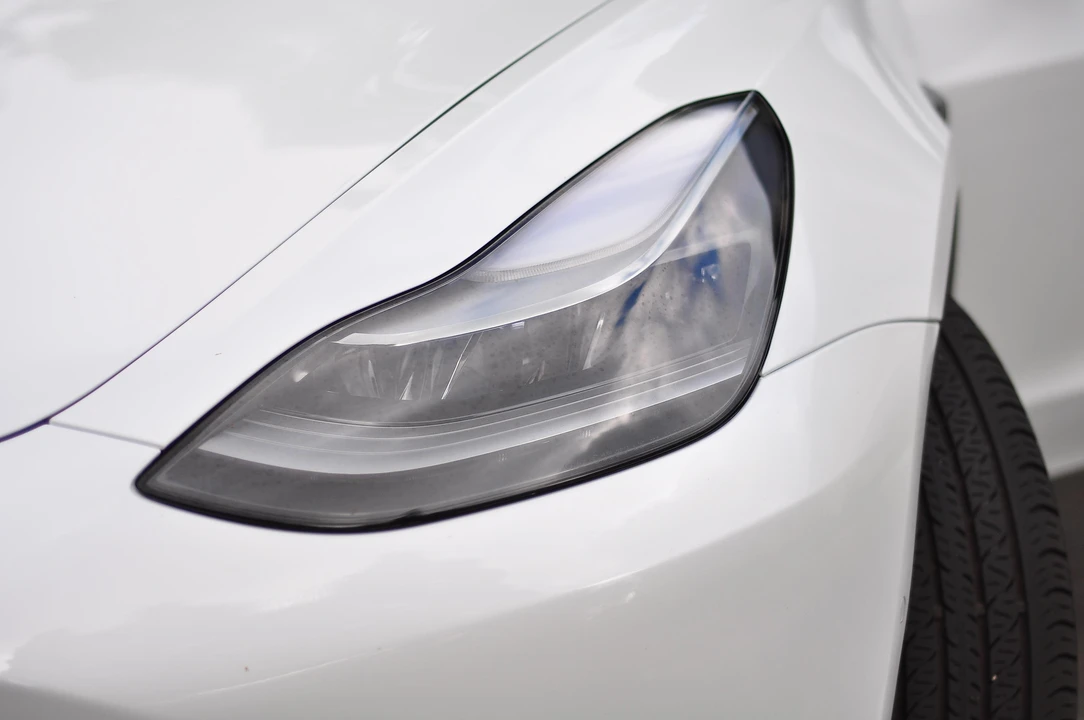 2022 Tesla Model 3 - Image 19 of 24