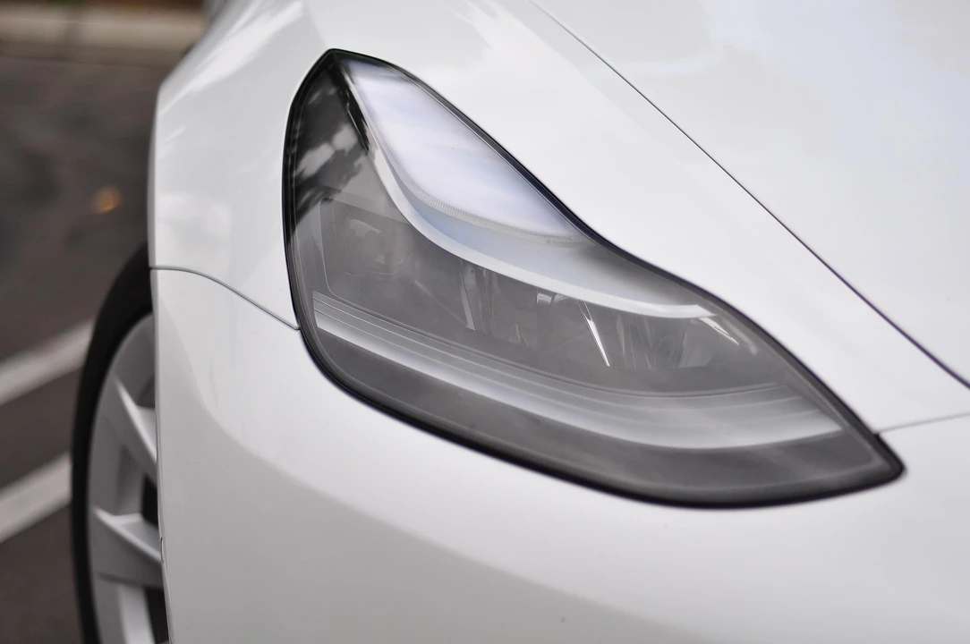 2022 Tesla Model 3 - Image 18 of 24