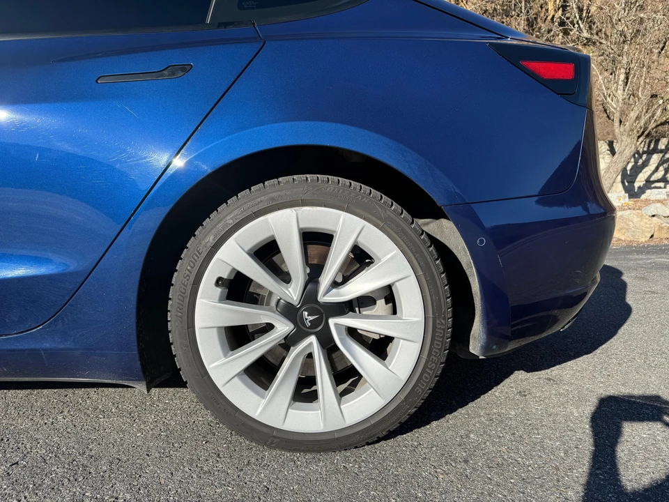 2022 Tesla Model 3 - Image 25 of 31