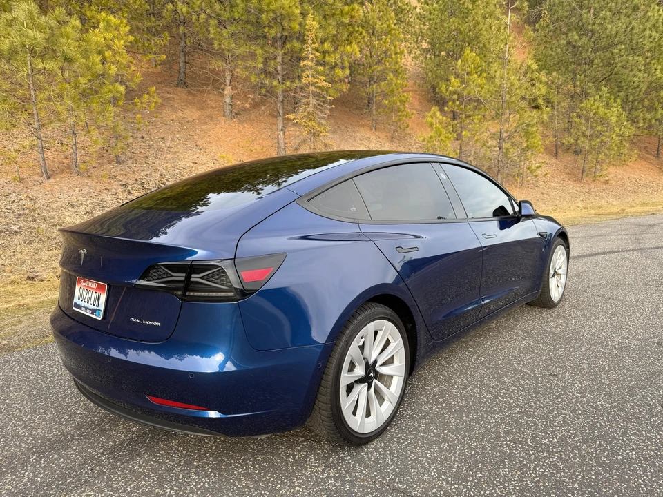 2022 Tesla Model 3 - Image 12 of 31