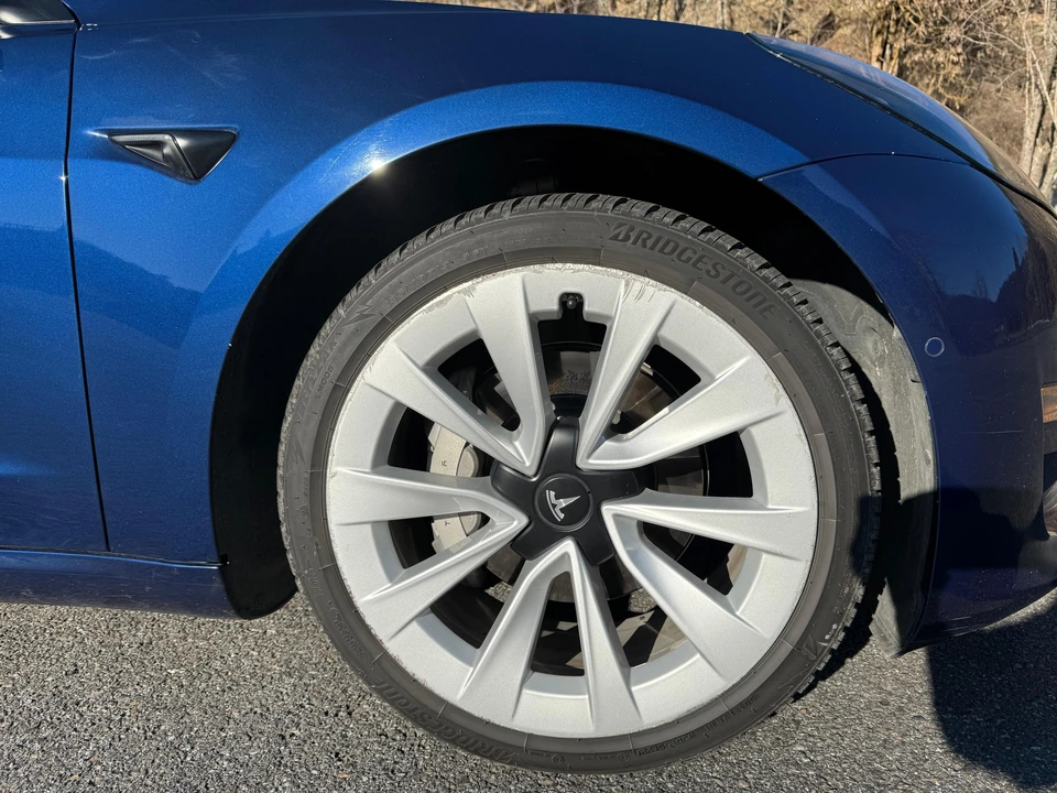 2022 Tesla Model 3 - Image 27 of 31