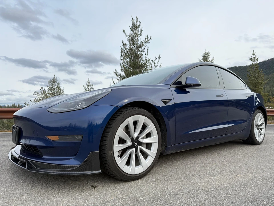 2022 Tesla Model 3 - Image 8 of 31
