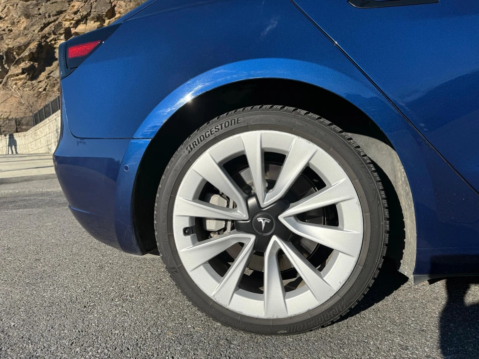 2022 Tesla Model 3 - Image 26 of 31