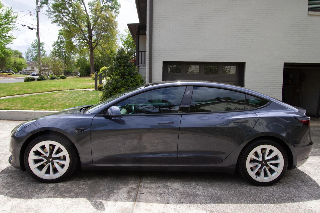 2022 Tesla Model 3 - Image 3 of 31