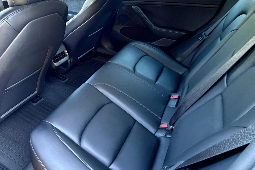 2022 Tesla Model 3 - Image 25 of 31