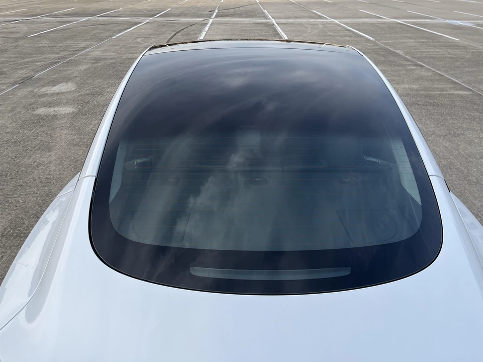 2022 Tesla Model 3 - Image 23 of 31