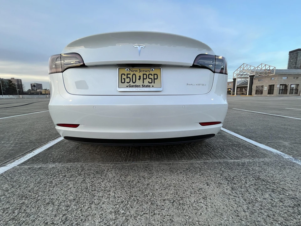 2022 Tesla Model 3 - Image 11 of 31