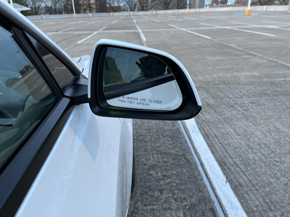 2022 Tesla Model 3 - Image 27 of 31