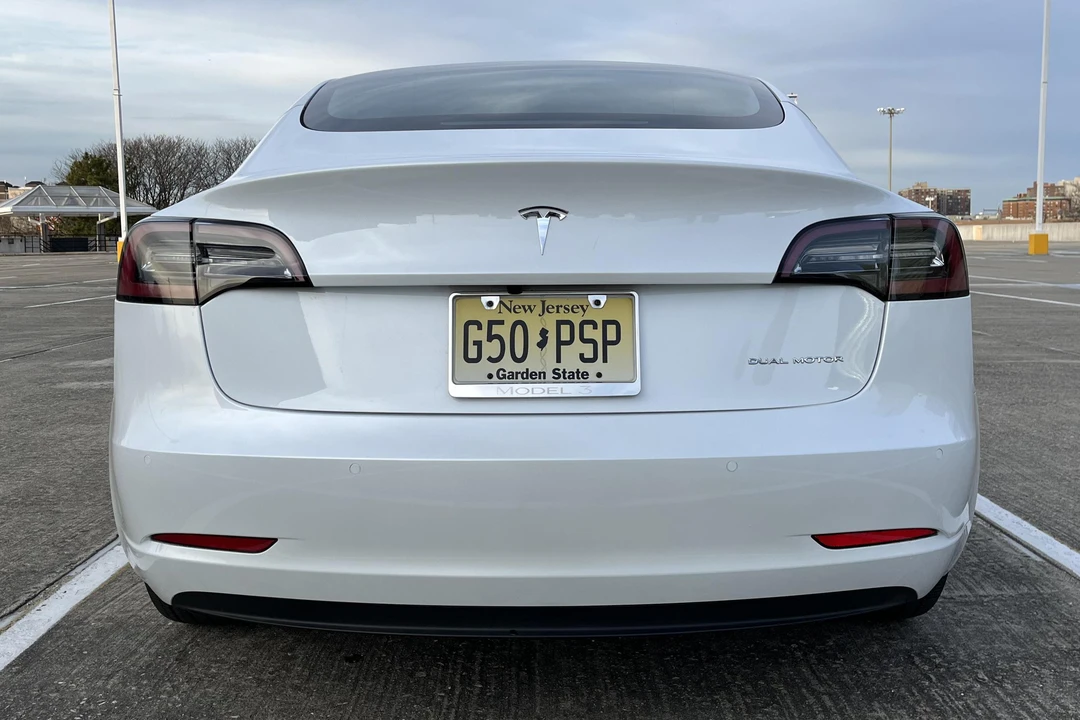 2022 Tesla Model 3 - Image 5 of 31