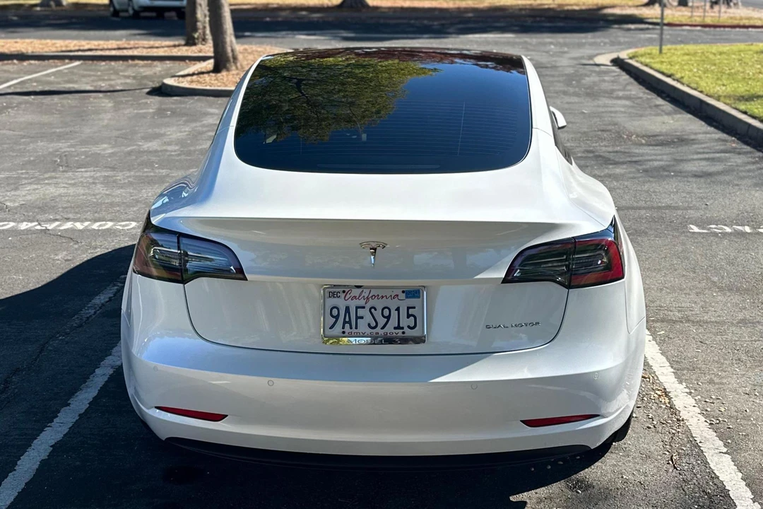 2022 Tesla Model 3 - Image 25 of 31