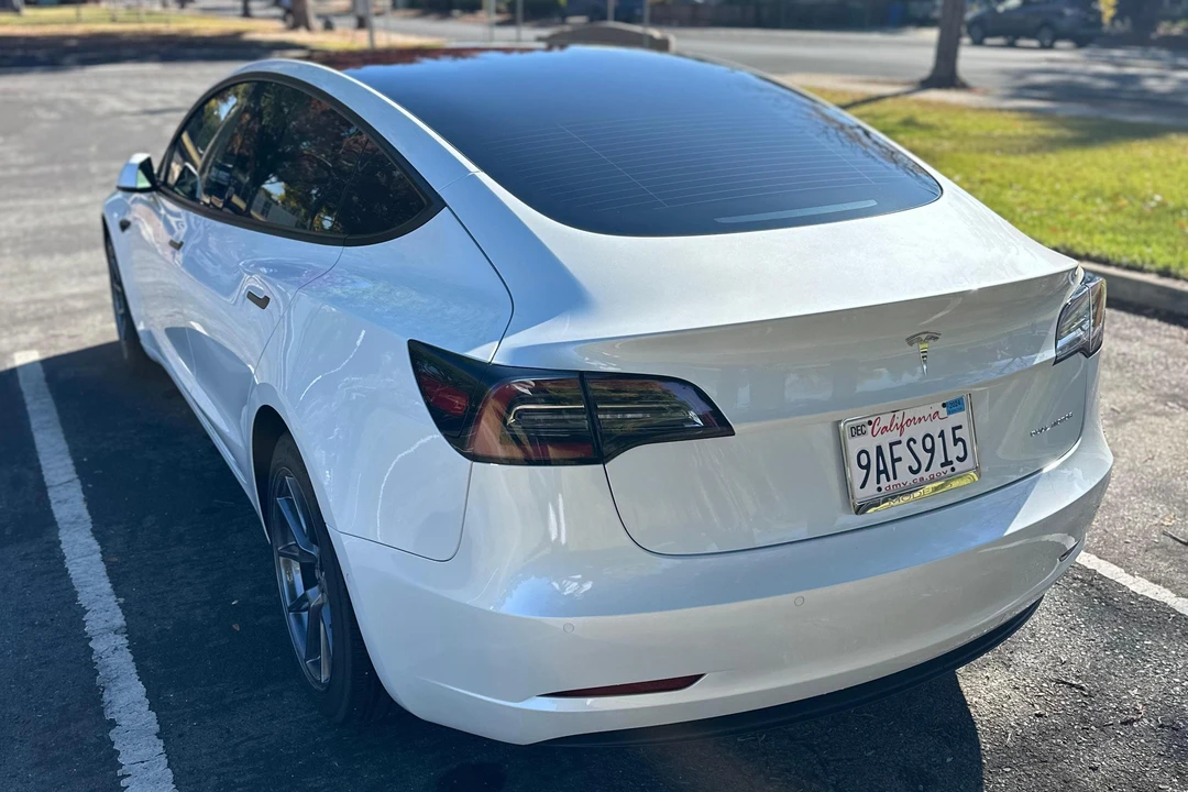 2022 Tesla Model 3 - Image 23 of 31