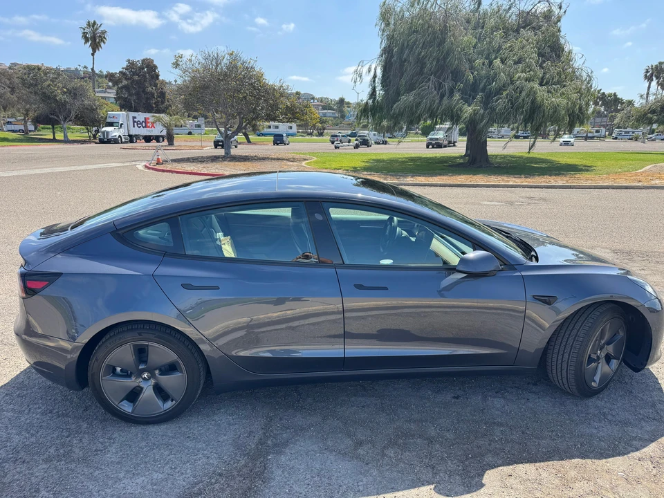 2022 Tesla Model 3 - Image 11 of 31