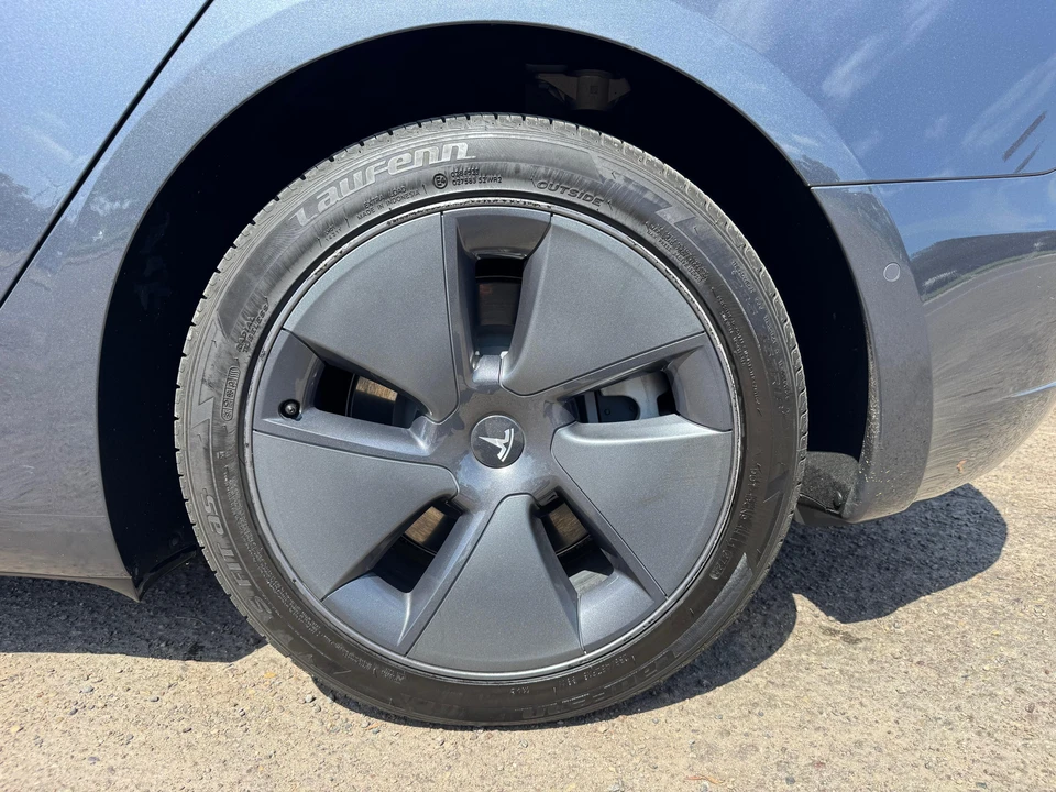 2022 Tesla Model 3 - Image 25 of 31