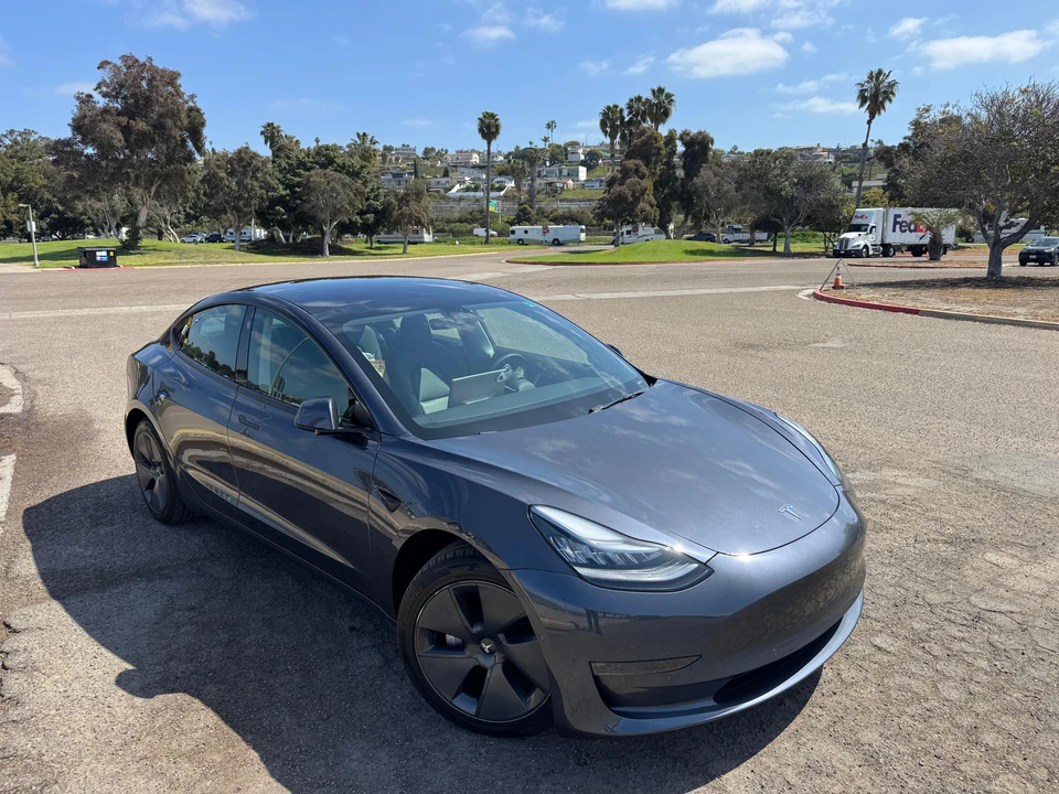 2022 Tesla Model 3 - Image 13 of 31