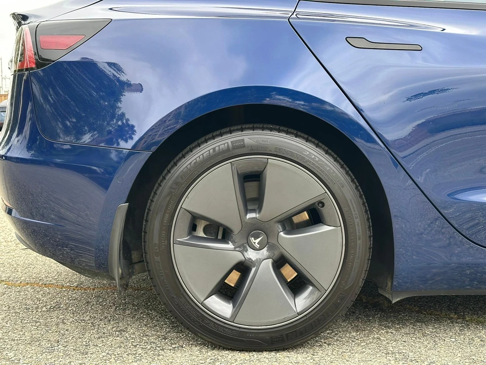 2022 Tesla Model 3 - Image 19 of 31