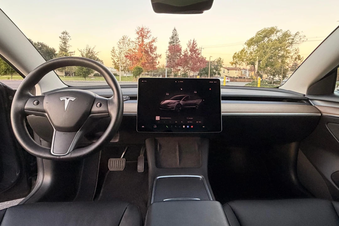 2022 Tesla Model 3 - Image 28 of 31