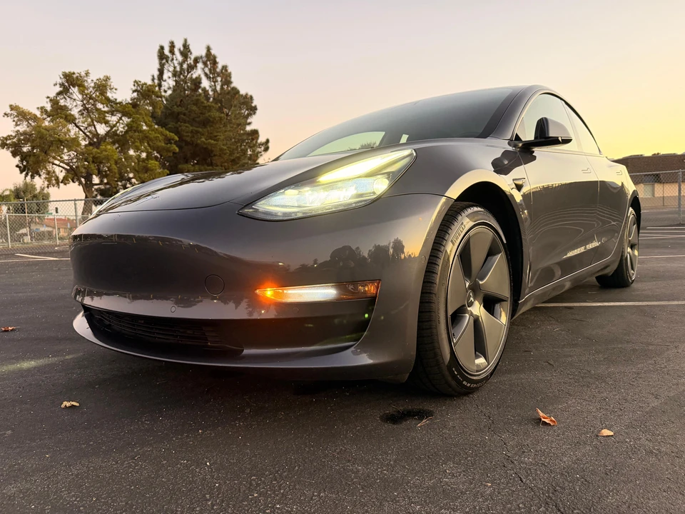 2022 Tesla Model 3 - Image 6 of 31