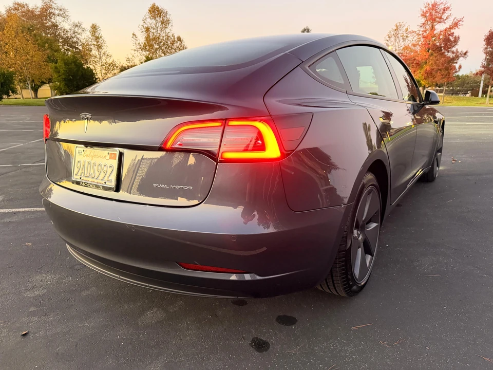 2022 Tesla Model 3 - Image 15 of 31
