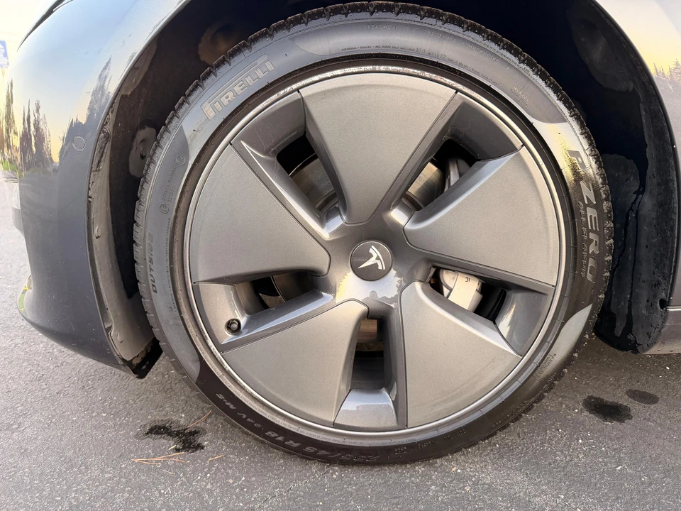 2022 Tesla Model 3 - Image 23 of 31