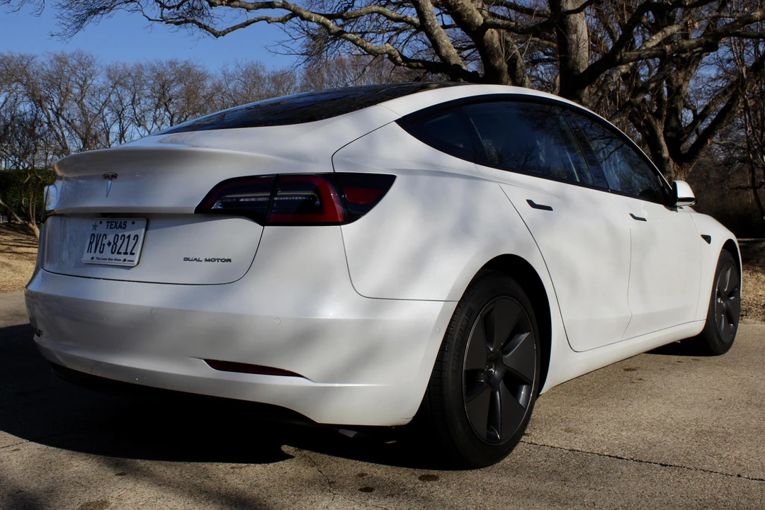 2022 Tesla Model 3 - Image 4 of 31