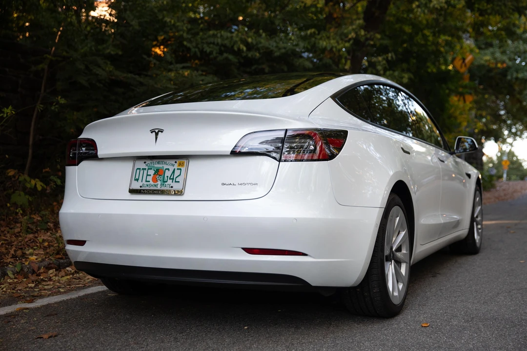 2022 Tesla Model 3 - Image 11 of 31