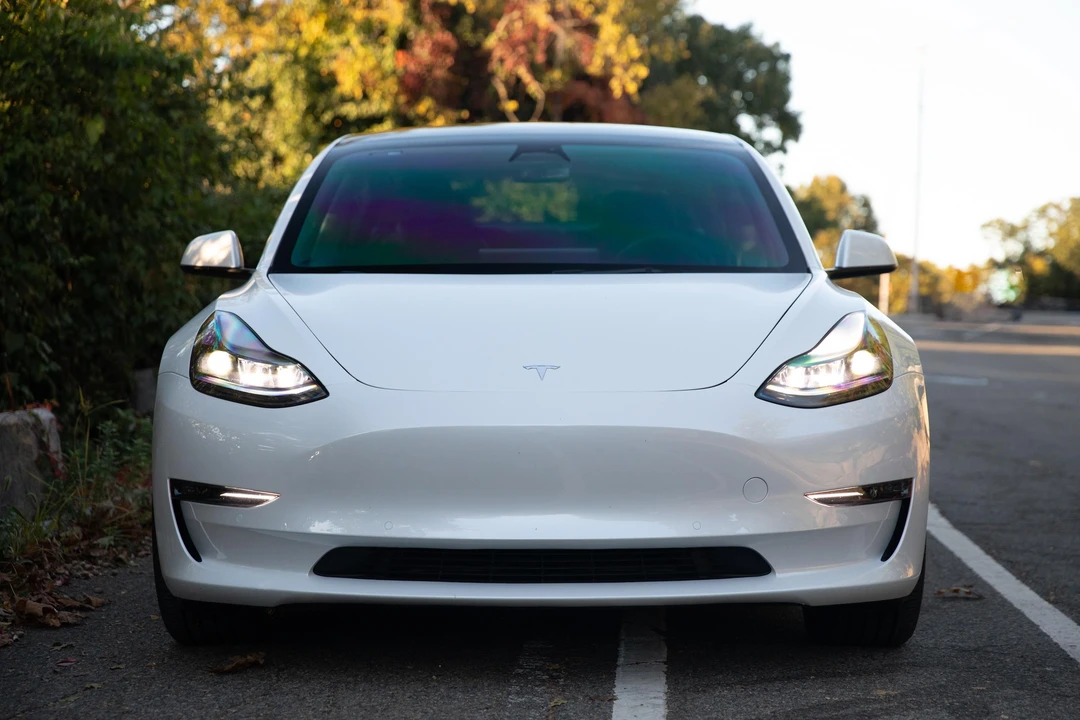 2022 Tesla Model 3 - Image 6 of 31