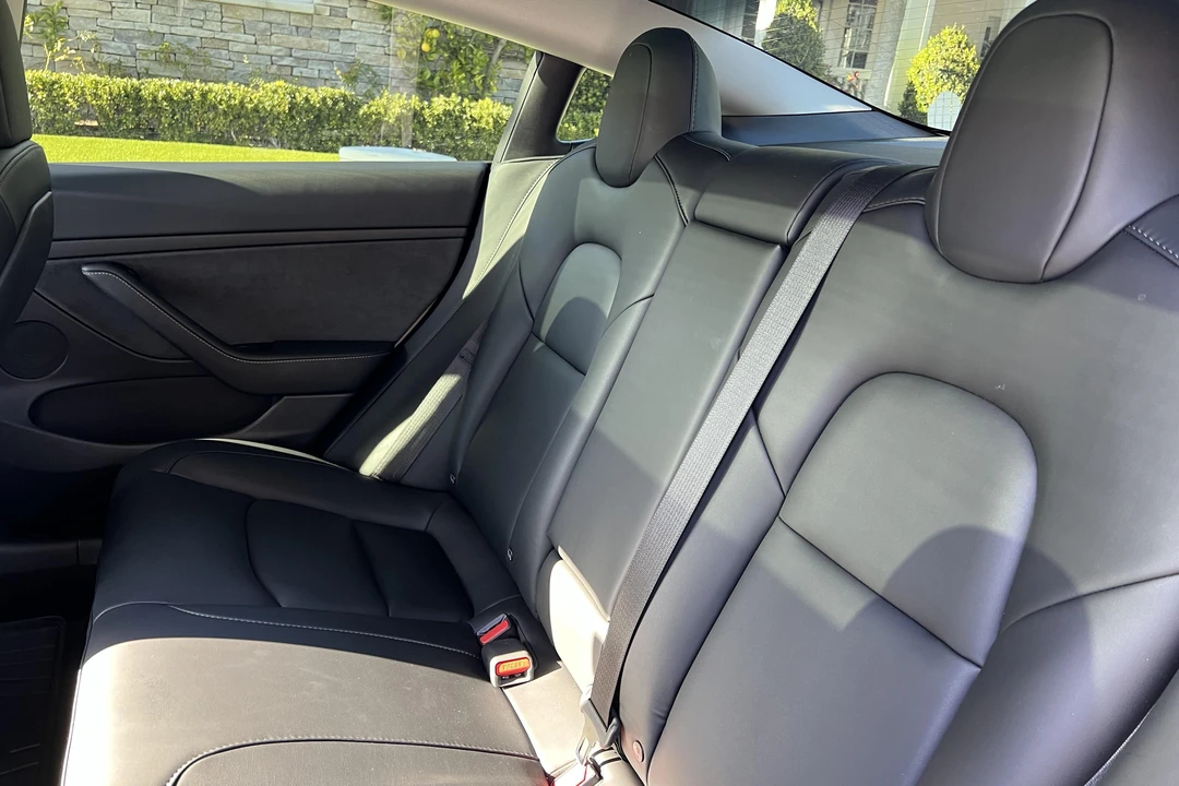 2022 Tesla Model 3 - Image 17 of 18