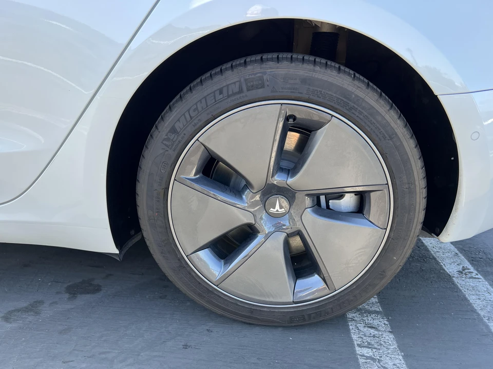 2022 Tesla Model 3 - Image 12 of 18